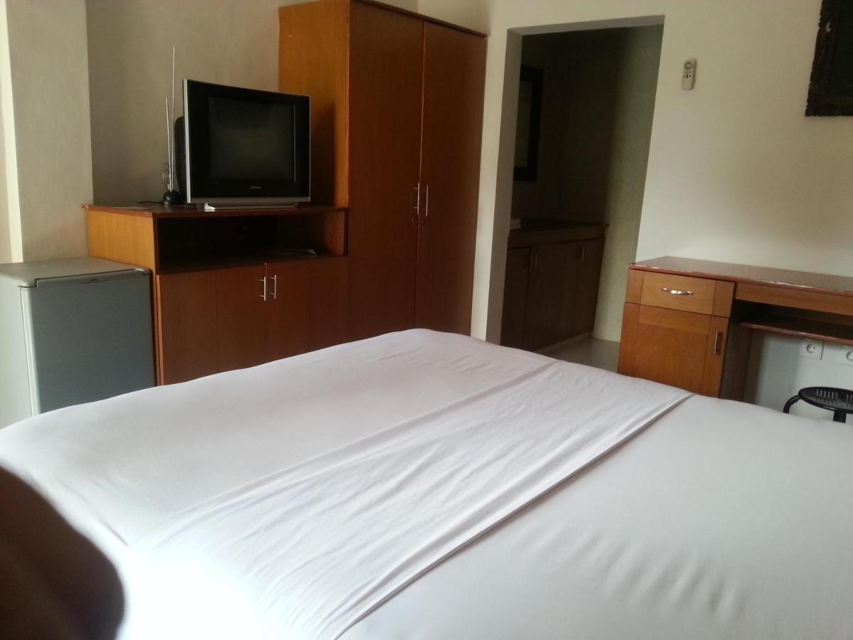 New Asta Graha Guesthouse Jimbaran Εξωτερικό φωτογραφία